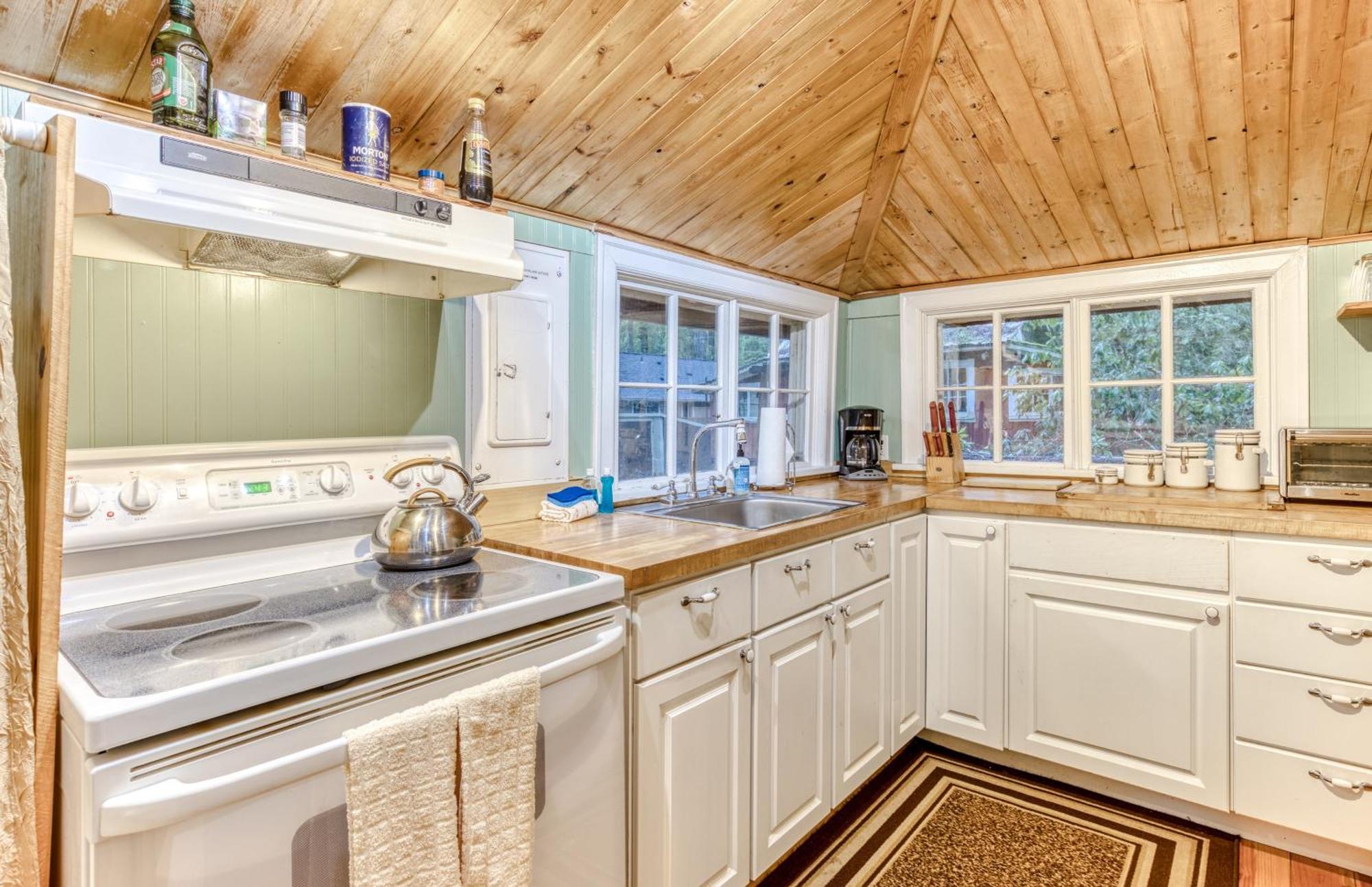 The Cedars Cabin Welches Bagian luar foto